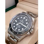 ROLEX SUBMARINER (NO DATE) REFERENCE NUMBER 124060