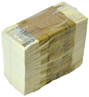 Zgrzewka bankowa 200 złotych 1988 - EL - (1.000 szt.) - RZADKOŚĆ
