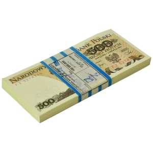 Lot de billets de banque de 500 zlotys, 1982 - FZ - (97 pièces)