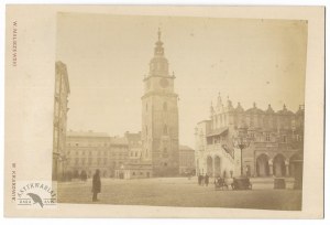 [KRAKOV - Radničná veža a časť Sukienníc z južnej strany - pohľadová fotografia - záber z formátu kabinetu....