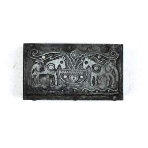 Motyw dekoracyjny z konikami duży. Klisza form. 2,2x4,4 cm na podstawie drewnianej.