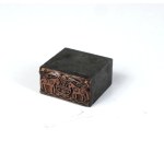 Motyw dekoracyjny z konikami mały. Klisza form. 1,1x2,4 cm na podstawie metalowej.