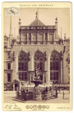 R. Th. Kuhn - Artus Court and Neptune's Fountain in Danzig in a photograph from 1891.