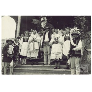 [GÓRY - Karpaty - górale w Jurgowie na Spiszu - fotografia zbiorowa, sytuacyjna]. [l. 30. XX w]. Fotografia form....