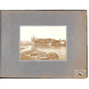 [KRAKÓW - fotografie sytuacyjne]. [nie po 20 II 1916]. Album zaw. 24 fotografie form. ca 8x11,...