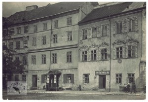 J. Bulhak - tenements in the Old Town Square in Lublin. Photo from 1921, print from 1937.