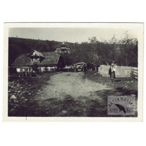 [KRESY - DELATYN - DORA - letnia rezydencja premiera RP Kazimierza Władysława Bartla - fotografia widokowa, sytuacyjna]....