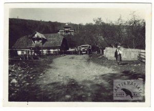 [KRESY - DELATYN - DORA - summer residence of Polish Prime Minister Kazimierz Władysław Bartel - view photo, situational photograph]....