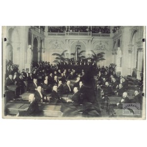 Warszawa - przemowa gen. Beserela podczas posiedzenia Rady Miejskiej po ogłoszeniu aktu 5 listopada 1916 - fotografia pr...