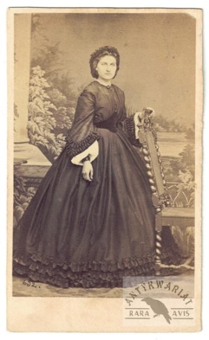 N. Seyfried - January Uprising - woman in costume from the 