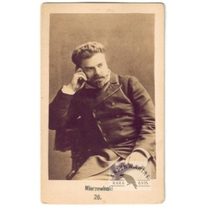 [MIERZWIŃSKI Władysław - fotografia portretowa - ujęcie w formacie cdv]. [l. 70//80. XIX w.]. Fotografia form. 8,...
