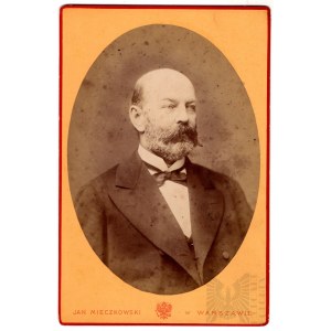 Circa 1880, Warsaw - Portrait photograph of a man; Photographer Jan Mieczkowski