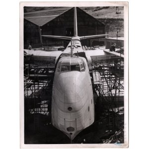 PRL, Lata 50-60., Warszawa - Fotografia Samolotu (Łodzi Latającej) Short-Saro Shetland w Hangarze - Fotografia Prasowa z Notatką, Brytyjski Ośrodek Informacji w Warszawie (Późniejsza Odbitka)