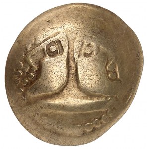 Médiomatrices. Statère d’Or à la tête janiforme ND (IIe s. av. J.-C.).