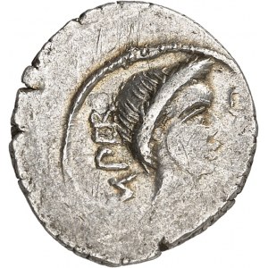 Jules César (60-44 av. J.-C.). Denier avec P. Sepullius Macer ND (février-mars 44 av. J.-C.), Rome.