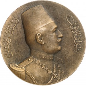 Fouad Ier (1917-1936). Médaille, 14e Congrès international de navigation du Caire, par S. E. Vernier 1926, Paris.