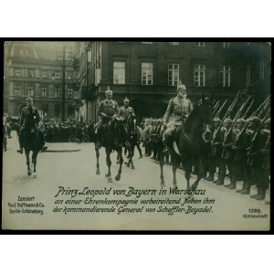 29 Książę Leopold Bawarski przed kompanią honorową...