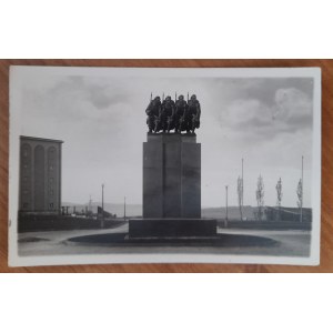Kielce.Pomnik Legionistów