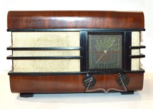 (Radio). PIONIER U - Radio 1950s.