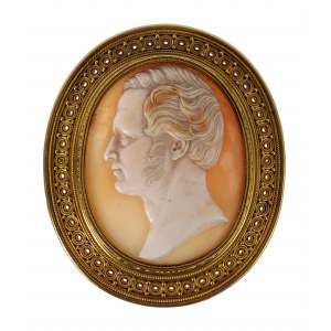 Portrait Cammeo brooch by Castellani