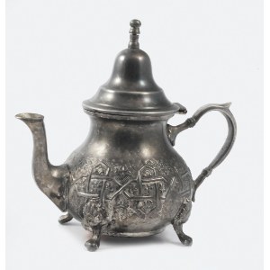 Imbryk do herbaty z pokrywką w stylu orientalnym