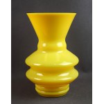 Gelbe Vase, Lucyna PIJACZEWSKA, Huta Barbara, 1970er Jahre.