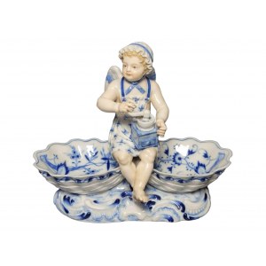 Cupid as a cook on mussel shells Blue Onion Pattern Meissen, around 1968