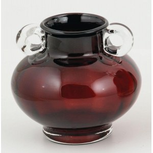 PETIT VASE EN JASPE