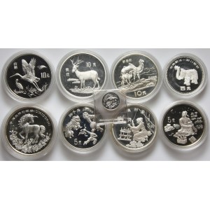 Chiny, zestaw 9 srebrnych monet kolekcjonerskich 5 i 10 yuanów