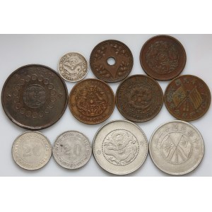 Chiny, zestaw 11 monet (5 srebrnych i 6 miedzianych)