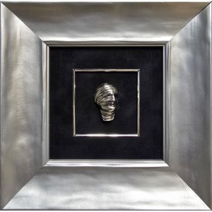 Igor Mitoraj (1944 - 2014), Zawieszka Testa Addormentata