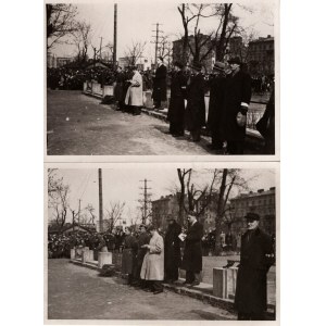 Photograph of the congregation; In the foreground, a man with a PPR armband.
