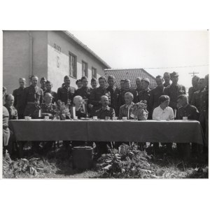 PSZnZ Photo of the Liberation of the POW Camp Oflag VII A Murnau 1945 - Maj. Gen. Tadeusz Bór-Komorowski