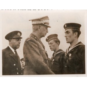 PSZnZ Photo of Decoration with the Cross of Valor for Sailors by General Sosnkowski
