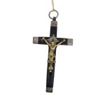 Silver commemorative set referring to the black patriotic jewelry of 1862 (a cross and a pair of rings)