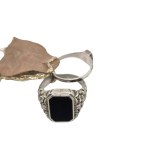 Silver commemorative set referring to the black patriotic jewelry of 1862 (a cross and a pair of rings)