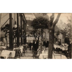 Budapest II. Császárfürdő vendéglő és kávéház terasza (fl)