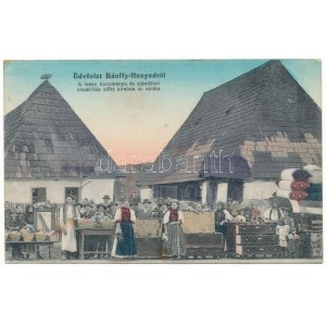 1914 Bánffyhunyad, Huedin; A leány hozománya és ajándékai elszállítás előtt kirakva az utcára. Mocsáry Kálmán kiadása ...