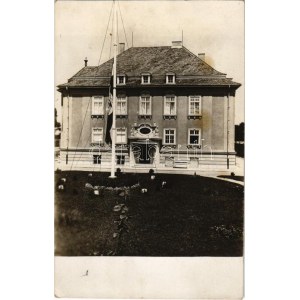 1927 Sofia, Sophia, Sofiya; Magyar követség főbejárata magyar zászlóval / Embassy of Hungary with Hungarian flag...