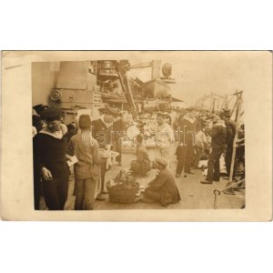 Izmir, Smyrna, Smirna; SMS Viribus Unitis osztrák-magyar haditengerészet Tegetthoff...