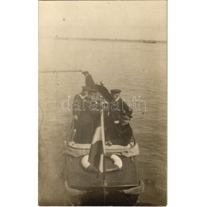 1917 Braila, Georg Ritter v. Trapp in Motorboot im Hafen. K.u.K. Kriegsmarine / Georg von Trapp, Austro...