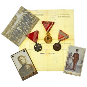 1914-1918. I. világháborús katonai hagyaték, benne: 1914. Ferenc József Bronz Vitézségi Érem, ismételt adományozás...