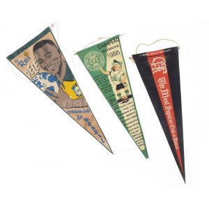 3 db régi dél-amerikai futball zászló, vegyes állapotban, 45×19 cm
