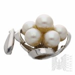 Silver Pendant for Classic Tastes with Pearls