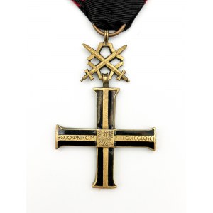 KRZYŻ NIEPODLEGŁOŚCI Z MIECZAMI