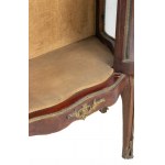 Vintage Showcase Empire Style