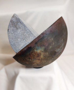 Wanda WOLF (ur. 1959), Ceramiczna kula, 2024