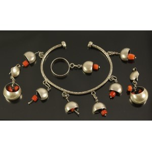 Jewelry set with coral, ORNO. Silver (313)