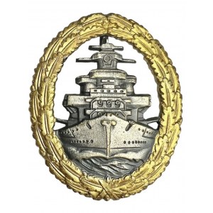 FLOTTEN-KRIEGSABZEICHEN MODEL 1957