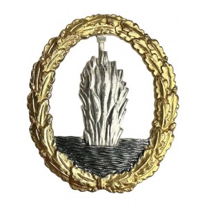 MINESWEEPER'S WAR BADGE MODEL 1957